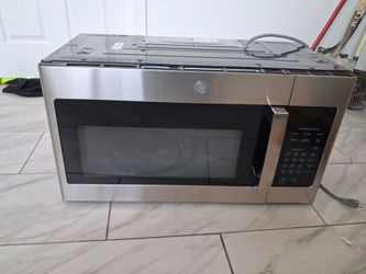 NEW LG MICROWAVE