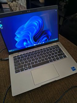 Dell Latitude 5430 with I7 Windows 11