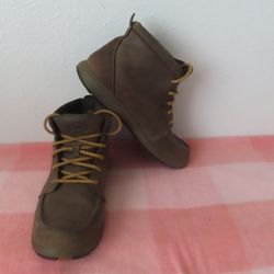 Chaco brio boot hotsell