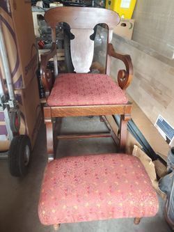 Vintage Chair With Ottoman