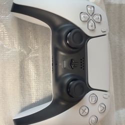 PS5 CONTROLLER WHITE (NEW)