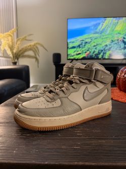 Nike Air Force 1 Mid '07 (size 7.5 men’s)