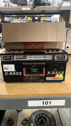 X-bass radio & cassette player