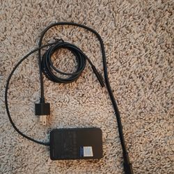 Surface Pro Power Adapter 