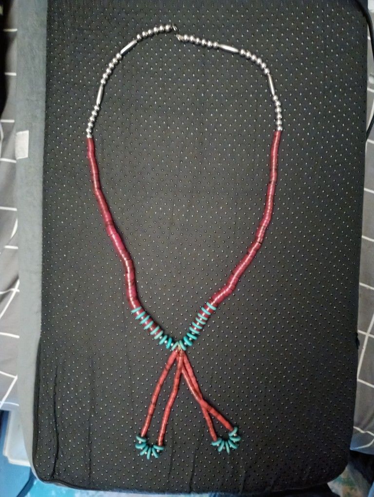 💎Stunning Vintage Single-Strand Native American Beaded Necklace🌊☀️