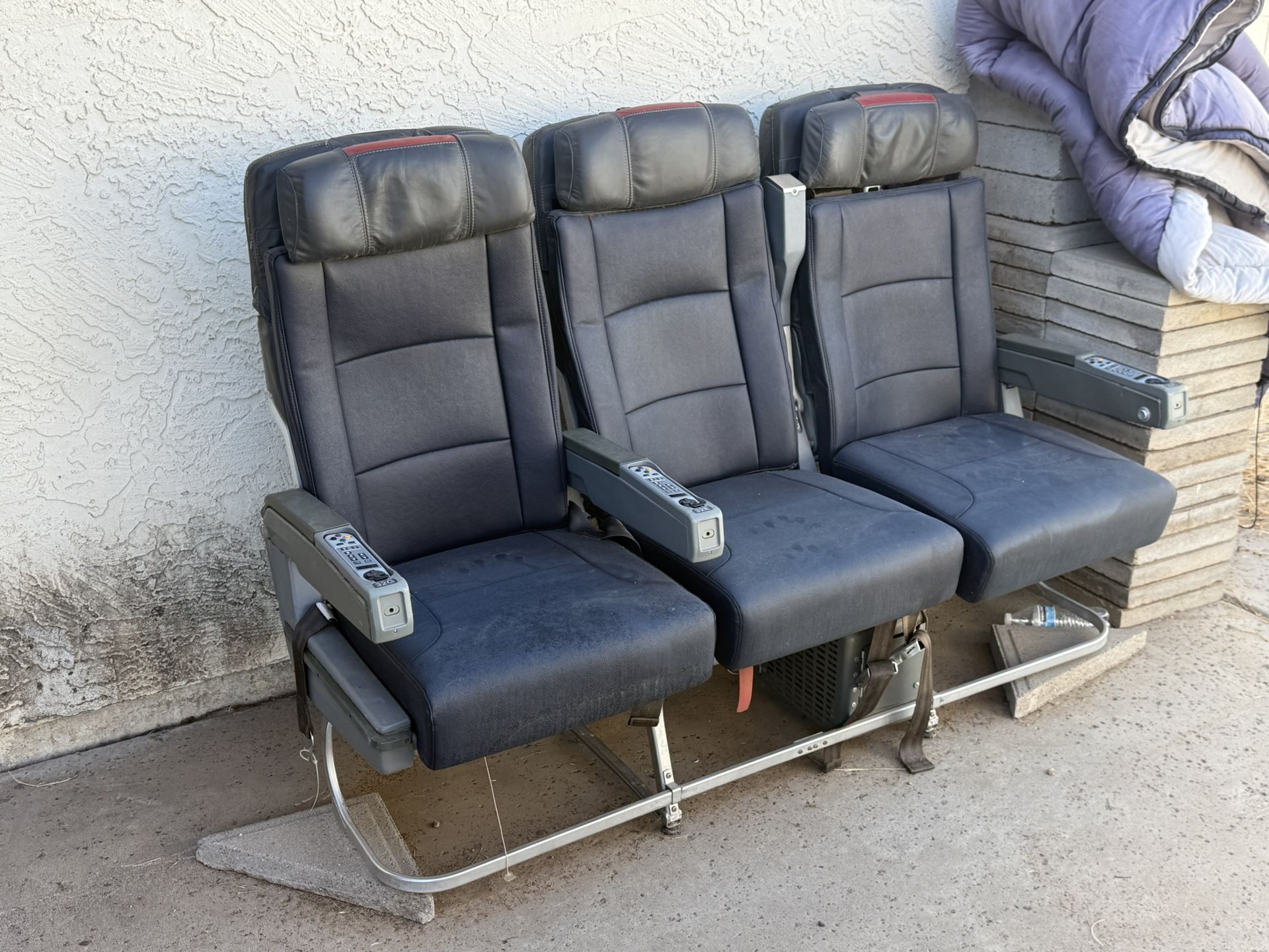Commercial Airline Seats
