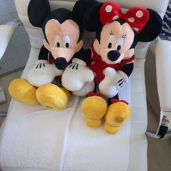 Plushies Together Minnie And Mickey Plushies