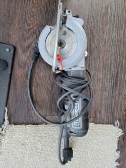 Rockwell Mini Circular Saw

