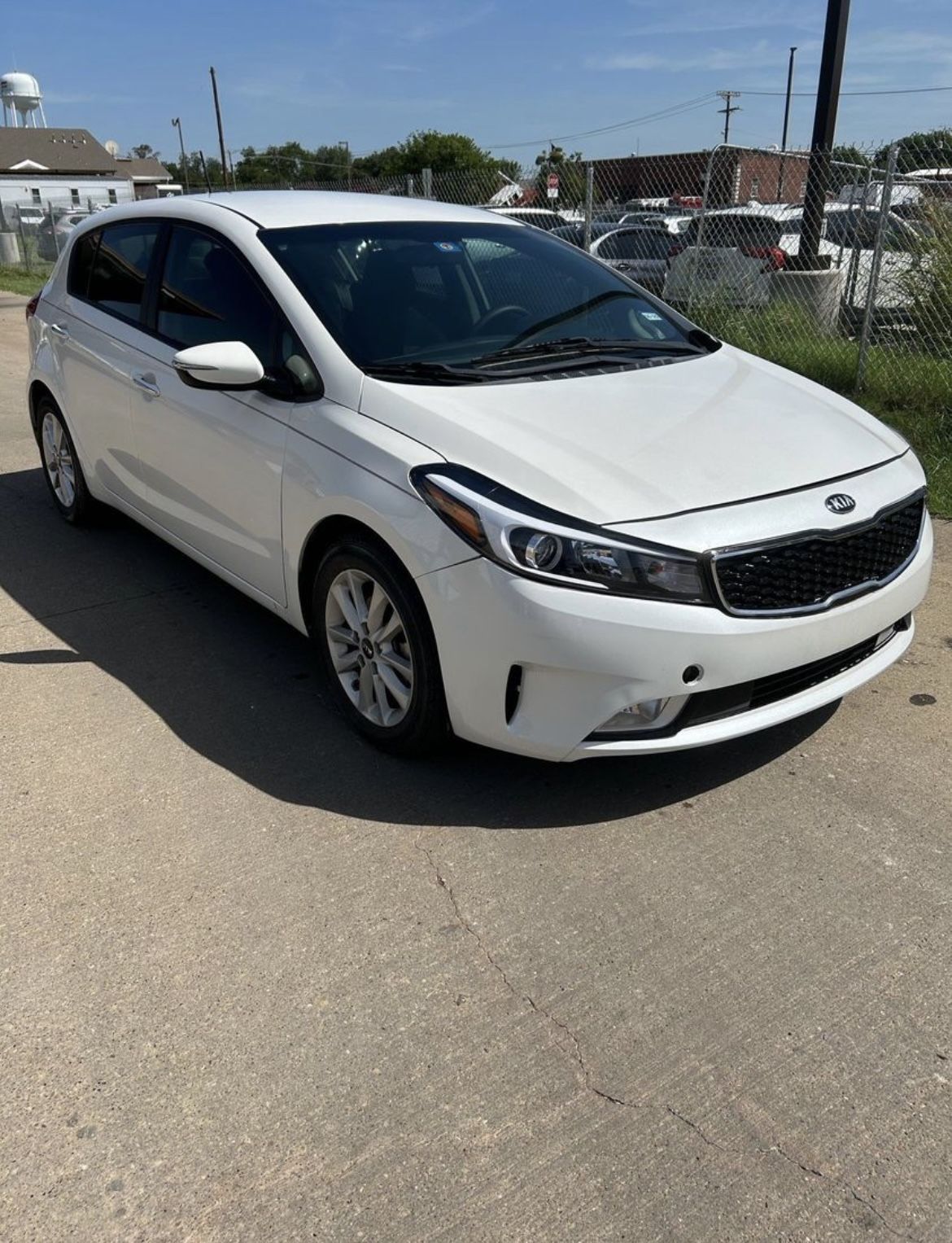 2017 KIA Forte 5-Door