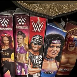 WWE FIGURE LOT