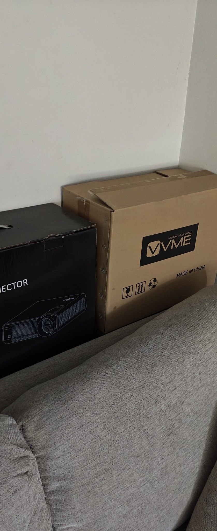 Brand New Led Projector HDMI USB VGA Pro White  Led New