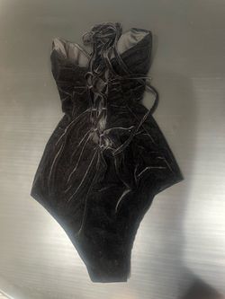 Velvet corset one piece size Small