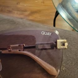 Quay Sun Glasses