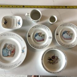 PETER RABBIT misc Pieces Vintage Collectible 