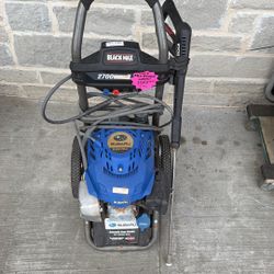 2700 PSI Pressure Washer 