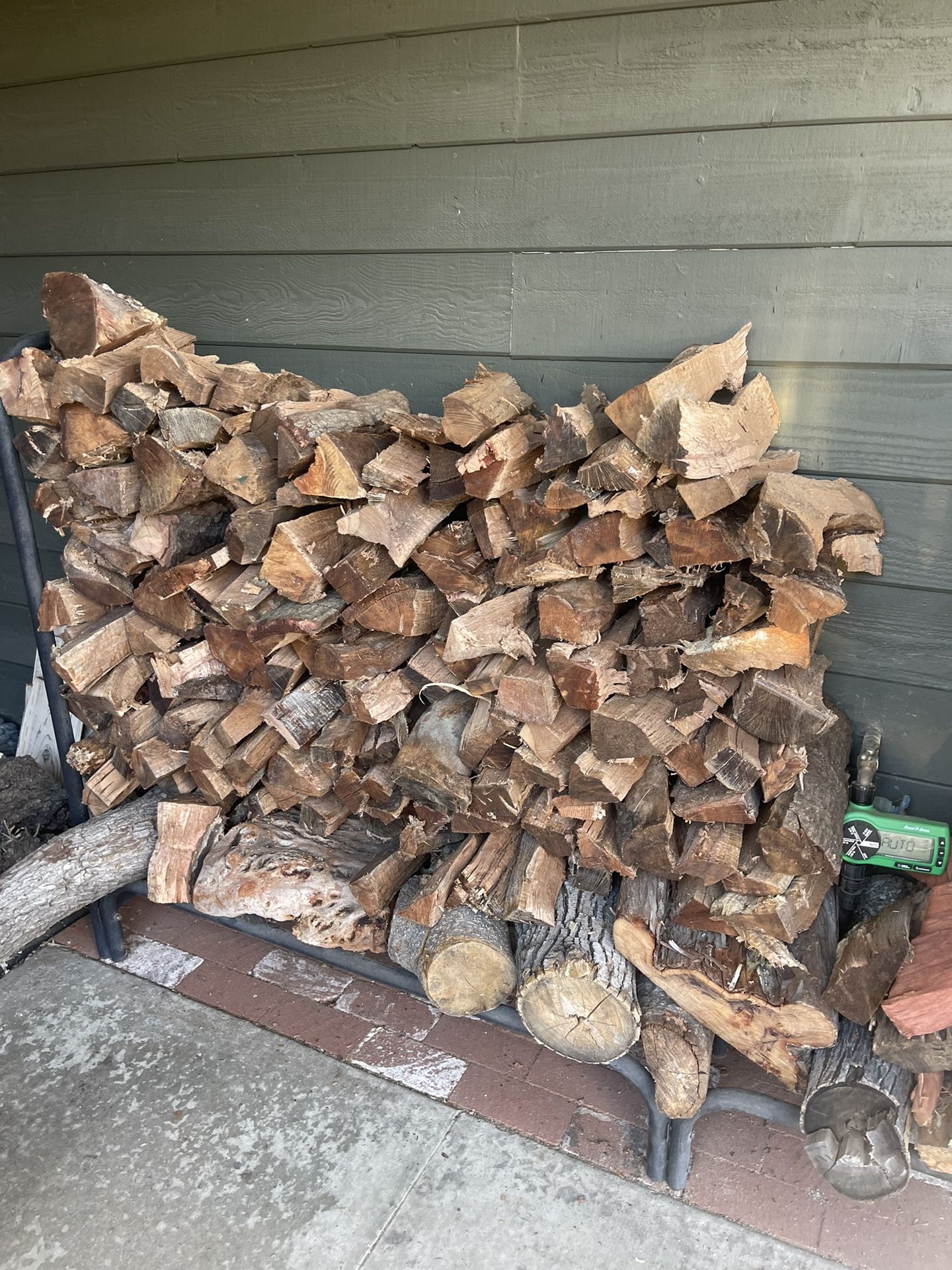 Oak And Eucalyptus Firewood 