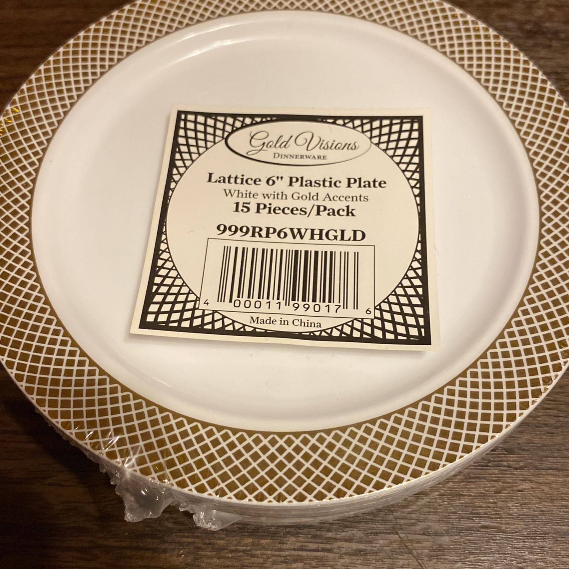 30 Piece Gold Plates