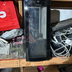 Frigidaire Mini Fridge 