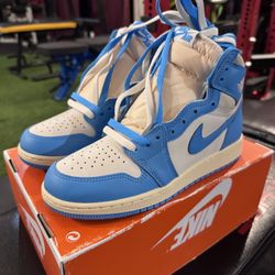 Nike Air Jordan 1 Retro  High OG 