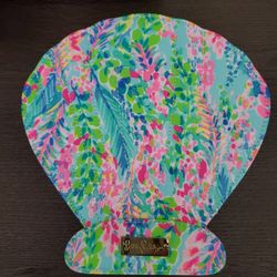 Lilly Pulitzer Clam Shell Make Up Case