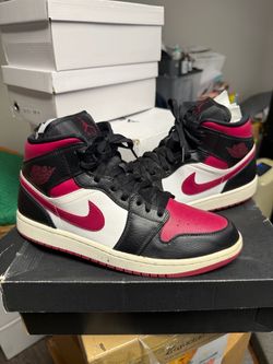 Air Jordan 1 Mid Black Red White Sneakers