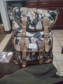 Benrus camo travel pack