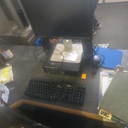 Dell  Complete Desktop 585