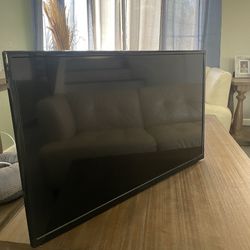 32 Inch TV