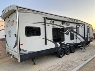 2018 Eclipse Attitude 32 gsg