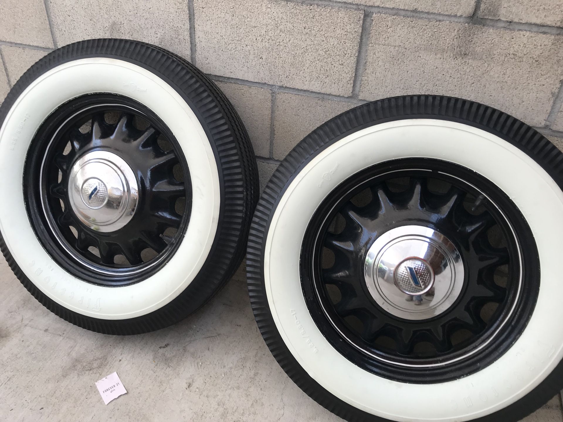 White wall tires and rims size 17 new tires