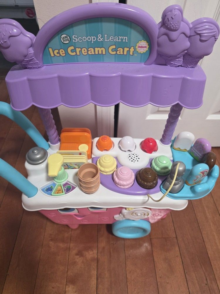 LeapFrog Scoop & Learn Ice Cream Cart with Accessories