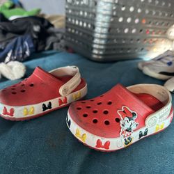Disney Crocs 4c