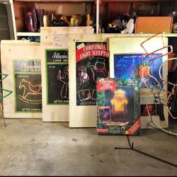 Vintage Christmas Light Arrangements/figures 
