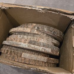 Wooden Decoration (9-10" Diameter) (Qty 10)