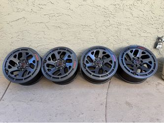 Nissan Pro4X Rims