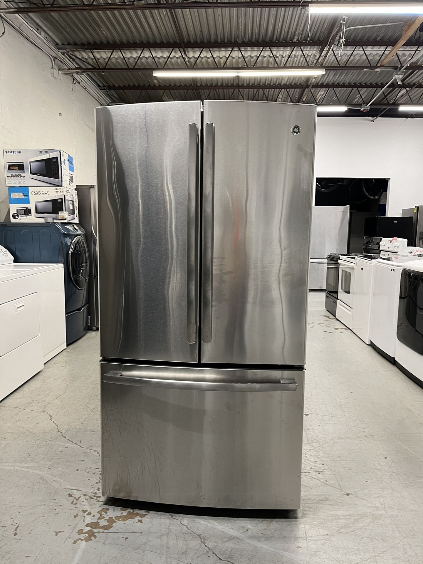 Ge French Door Refrigerator 💲5️⃣9️⃣9️⃣