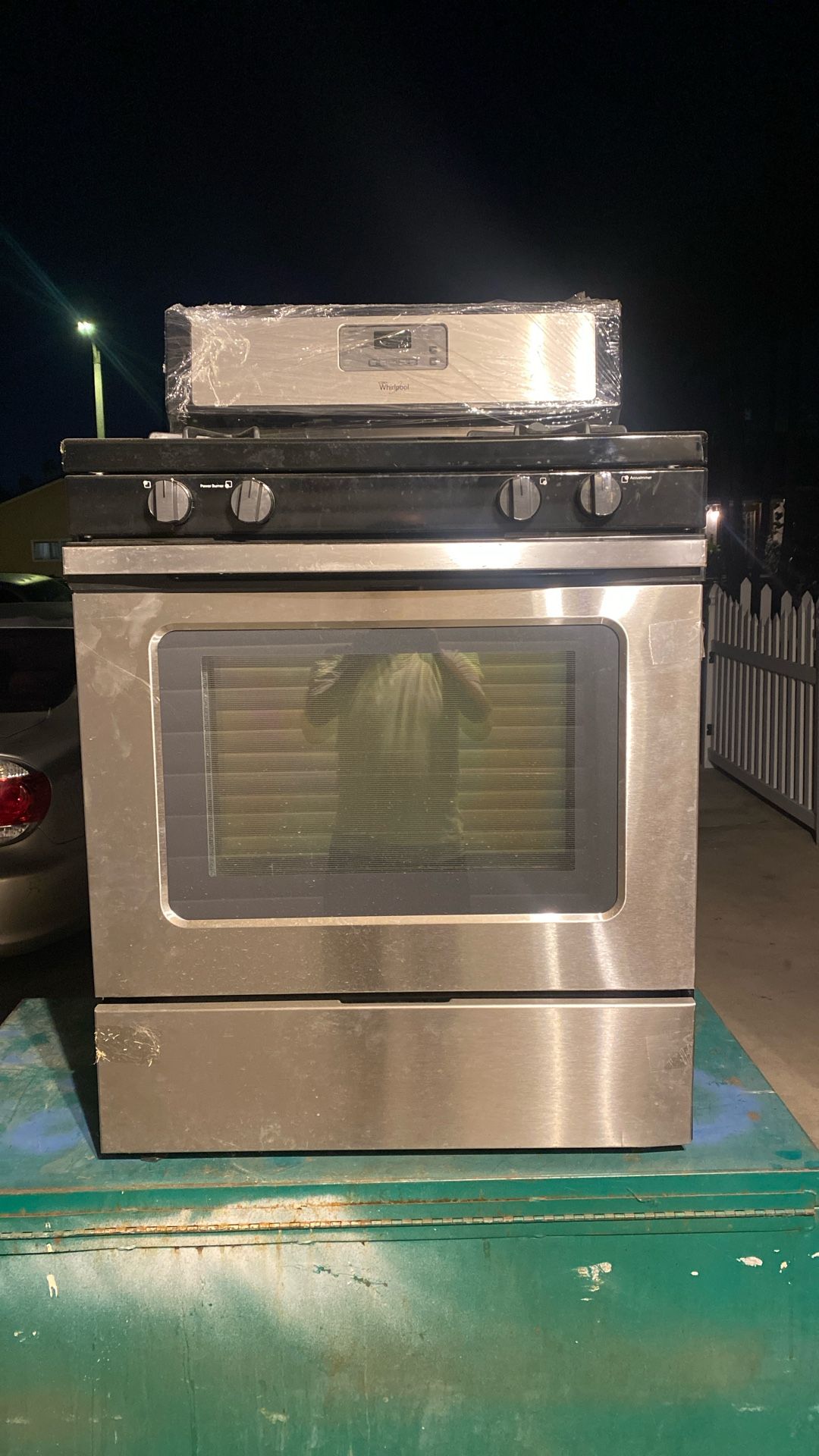 Whirlpool Gas Stove