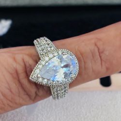 925 Pear Shape Stmt Ring Size 7