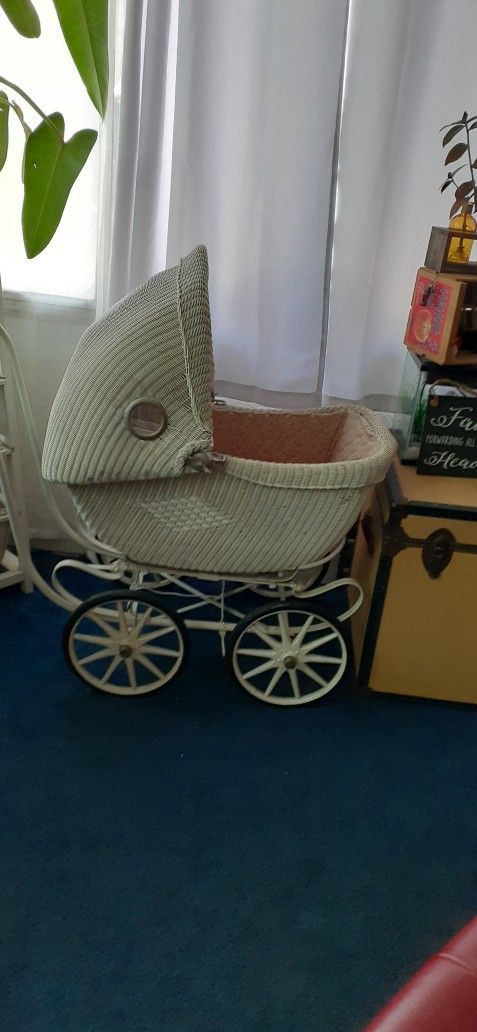 Antique Wicker Baby Carriage