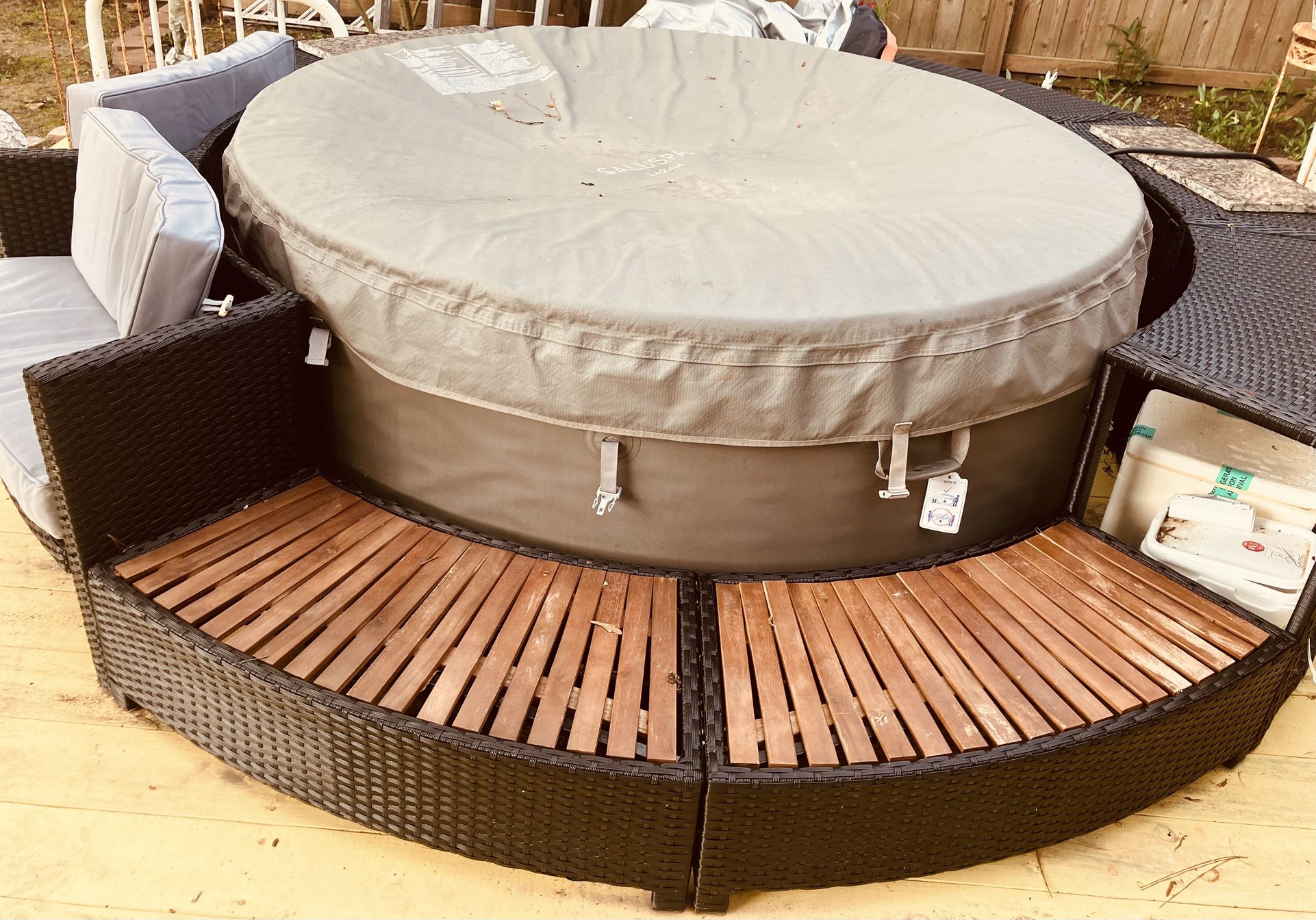 Hot Tub Jacuzzi with Rattan Sofa Spa Surround.. Portable…