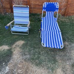 Folding Chairs 