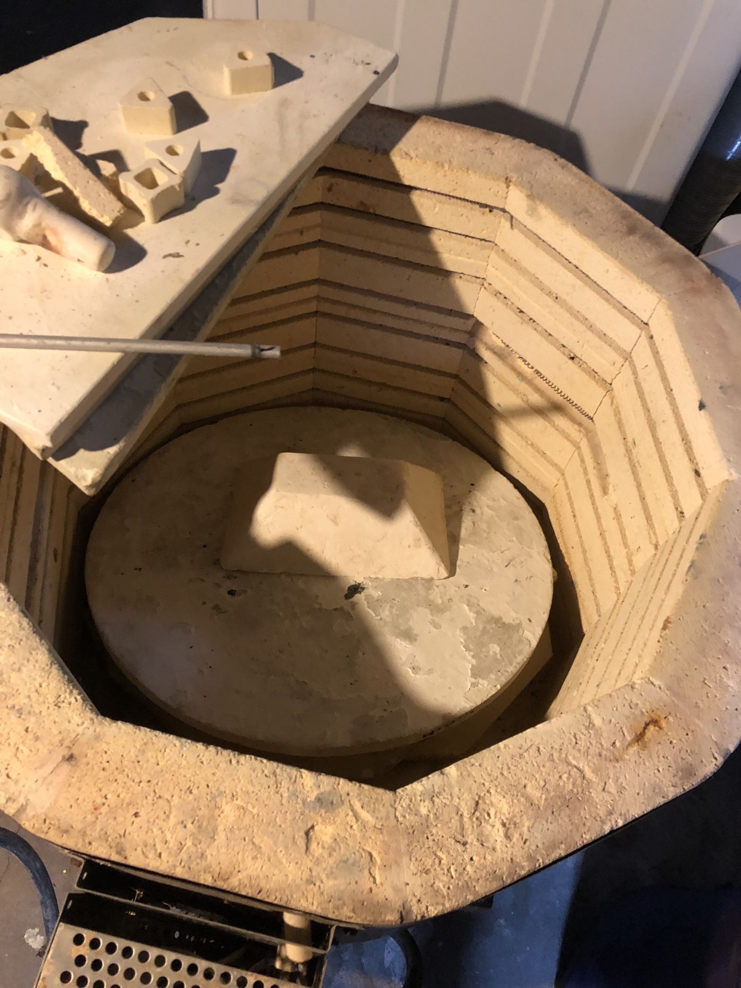 Crucible kiln model 234 with LT3K kiln sitter for Sale in Seattle, WA