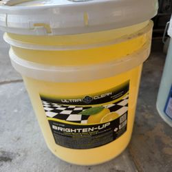 Disinfectant And Laundry Soap Bundle 