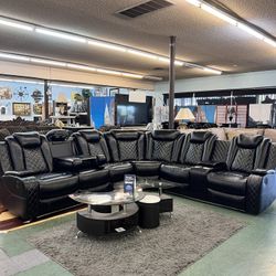 🥳Flash Deal🥳Brand New 3pc Power Reclining Sectional Couch $1699, Finance Available, Delivery Available 