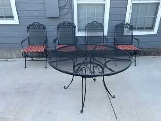 Patio set