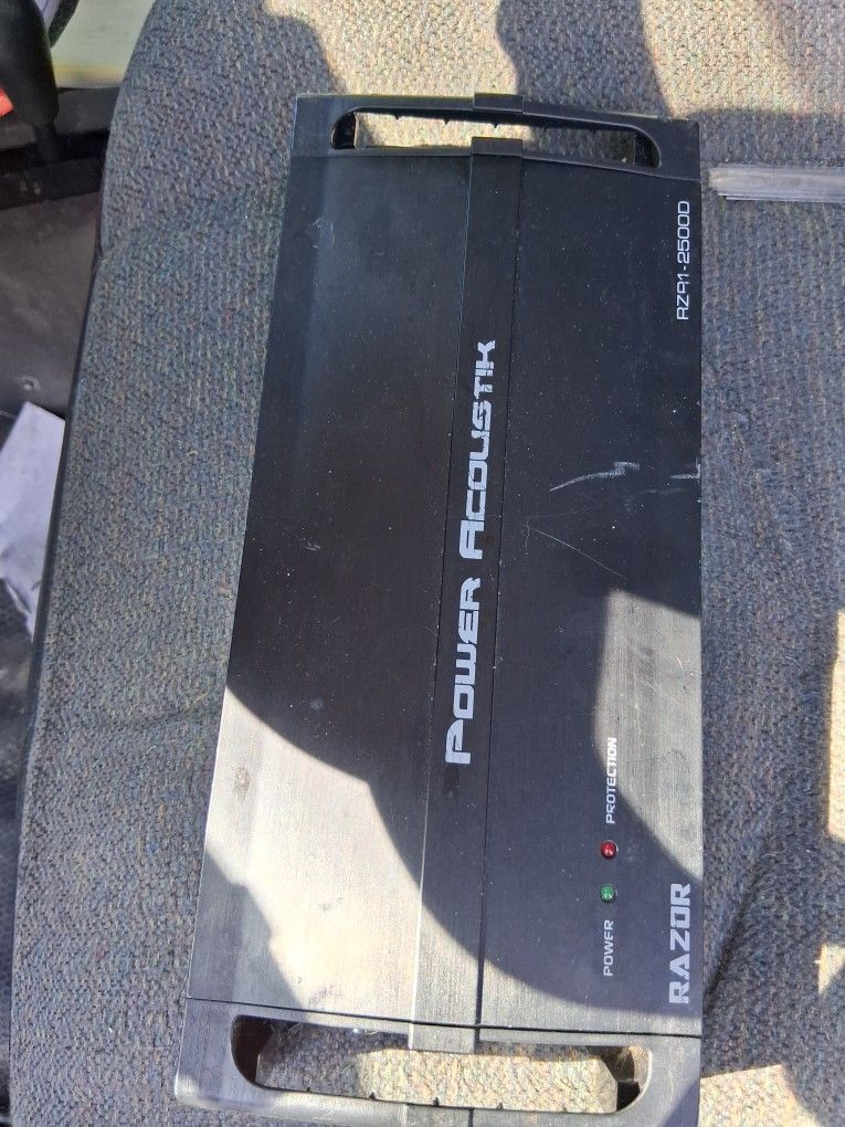Power Acoustic 2500 Watt Class D