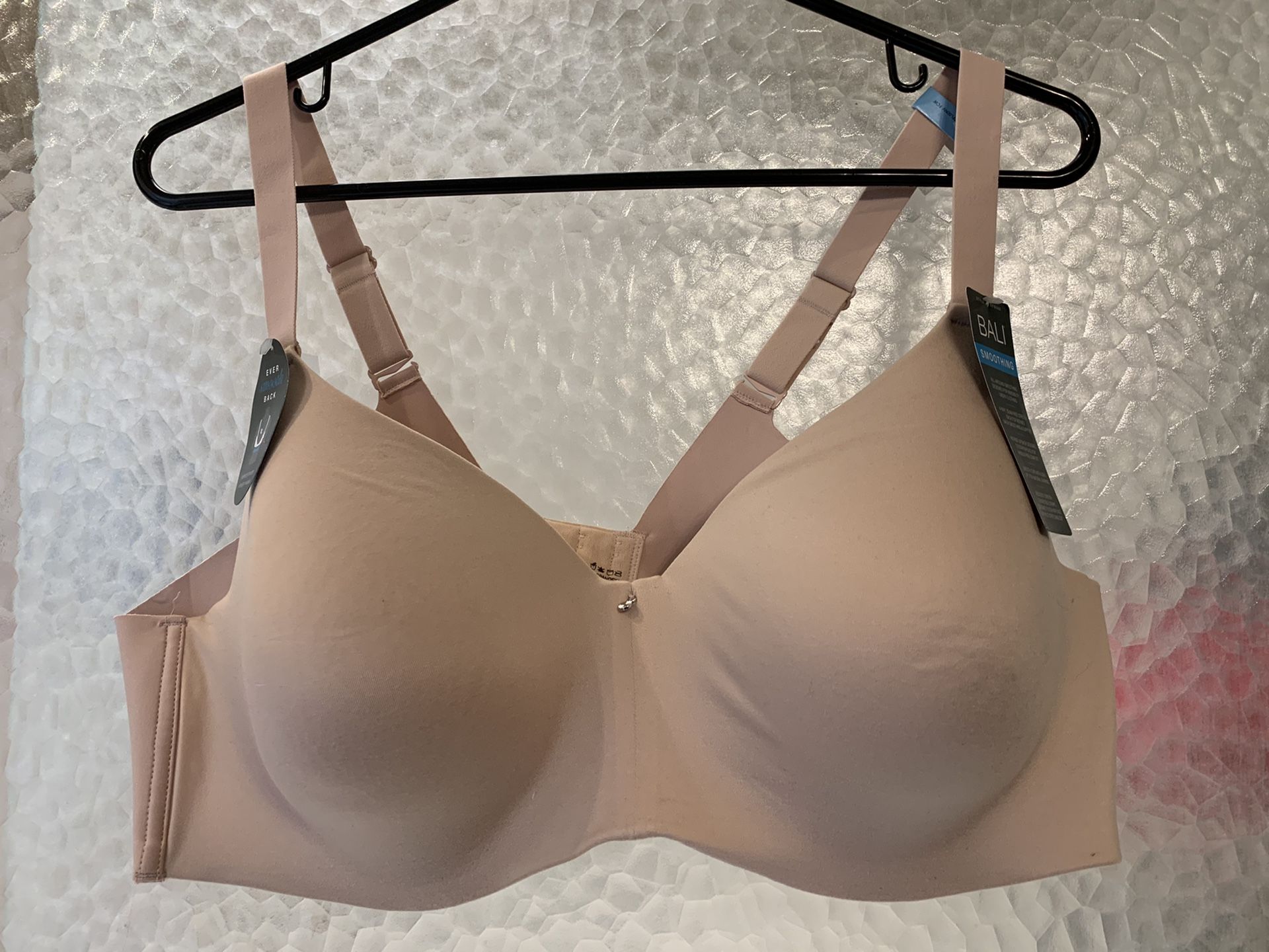 Bali smoothing 44c bra *NEW*