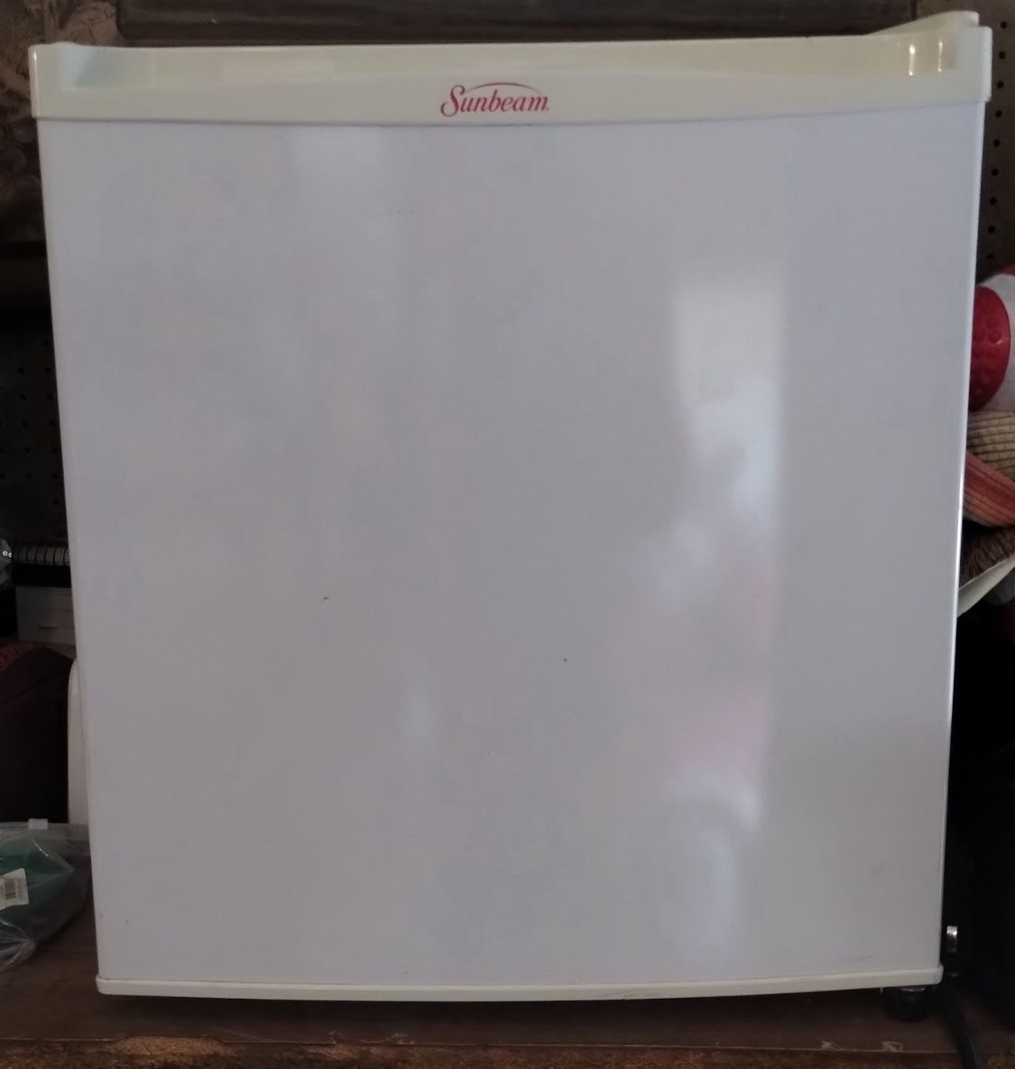 Sunbeam Mini Refrigerator