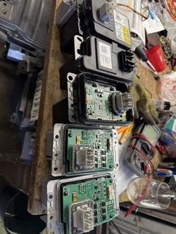 Tesla LV battery recharge service