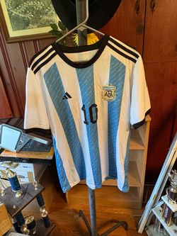 Size Large Adidas Argentina Messi #10 2022 World Cup Home Jersey